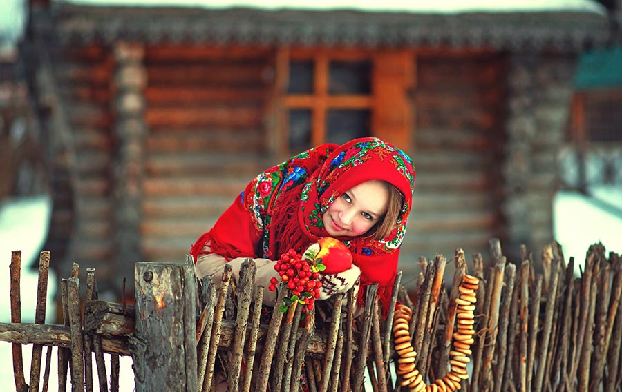 Sexy girl Women in Slavic costumes in Zaozhuang