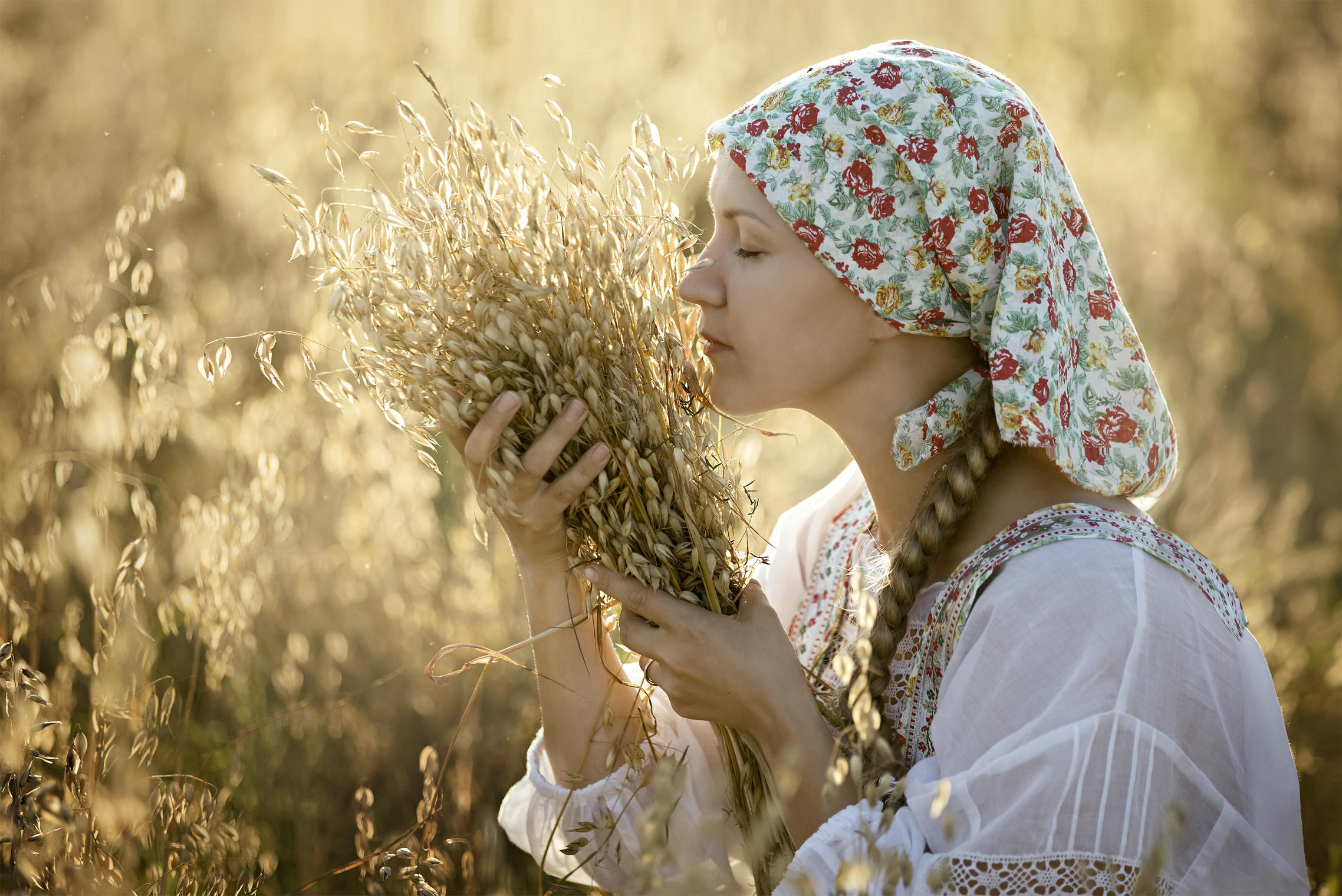 Photo Women in Slavic costumes in Zaozhuang